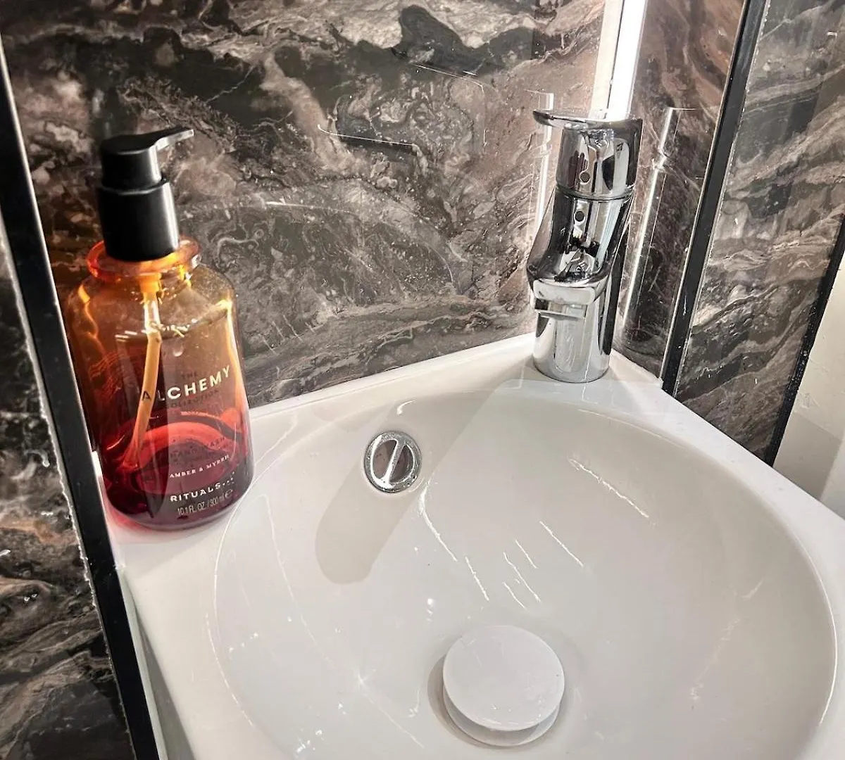 Luxurious Apartment At Rai -4P Amsterdam 0*,  Netherlands